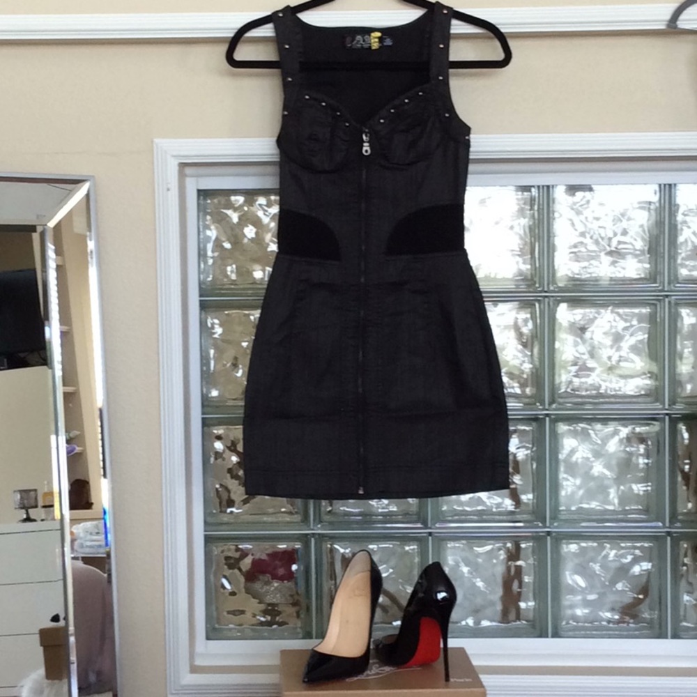 Sexy, Black zip up dress